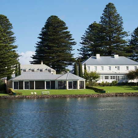 Douglas Riverside Aparthotel Port Fairy Exteriör bild